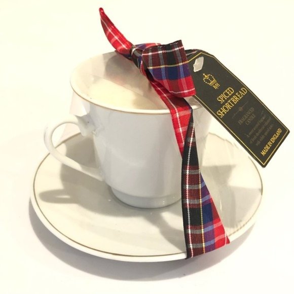 English Teacup & Saucer Candles New - Picture 7 of 15